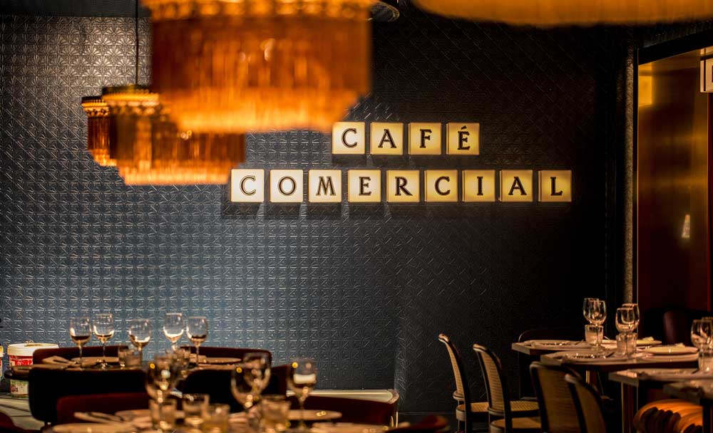 Cafe Comercial Insight iluminacion