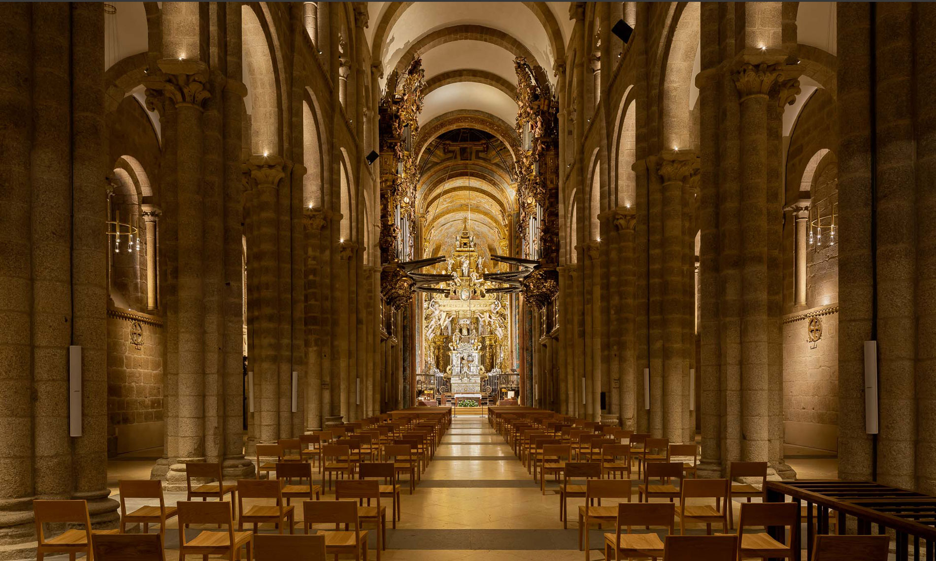 Catedral Santiago iluminacion arkilum