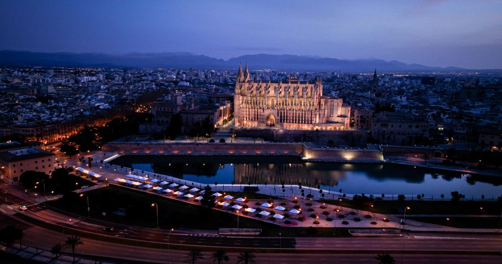 iluminación LED, Catedral de Palma, Alicante, Signify, iluminación arquitectónica